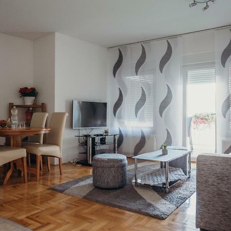 Ðakovo Apartman "Joka" מראה חיצוני תמונה