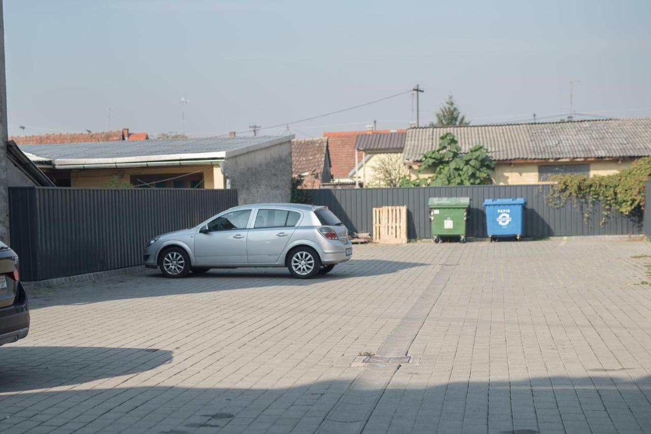 Ðakovo Apartman "Joka" מראה חיצוני תמונה
