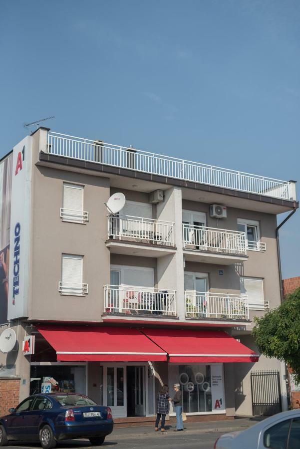 Ðakovo Apartman "Joka" מראה חיצוני תמונה